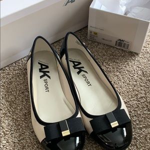 Anne Klein Sport Flats in Black and White